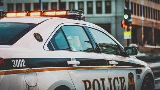 Beech-Grove-police-shooting-Officers-open-fire-near-high-school.jpg Cricket in L1