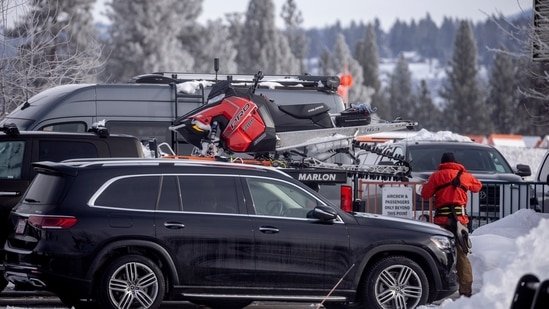 Bodies-of-nine-backcountry-skiers-found-days-after-California-avalanche.jpg Cricket in L1