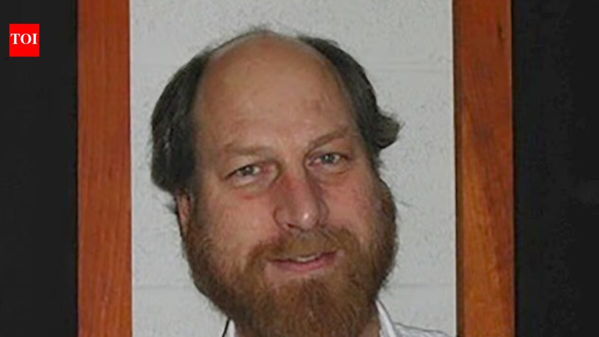 Caltech scientist who discovered water on distant planet shot to death outside Los Angeles home