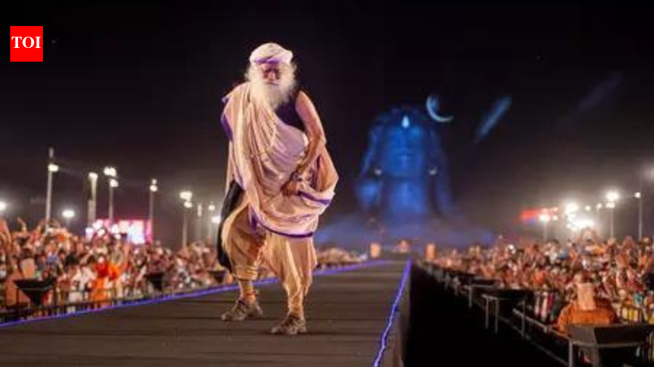 Defense Minister Rajnath Singh attended the 33rd Mahashivaratri celebrations at Isha Yoga Center in Coimbatore as special guest | India News