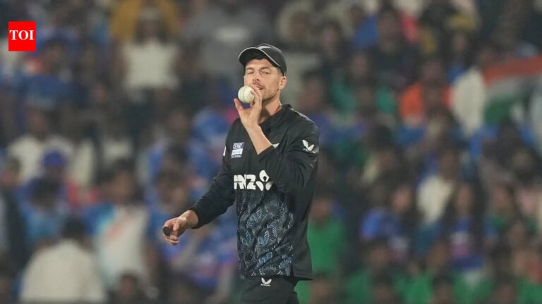 ‘Dodgy burger’: Mitchell Santner misses Canada game, New Zealand battle for Super 8 spots Cricket News