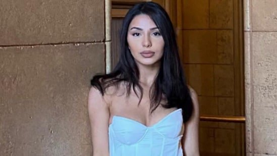 Ellie-Aghayeva-Columbia-University-student-released-after-arrest-by-Homeland.png Cricket in L1