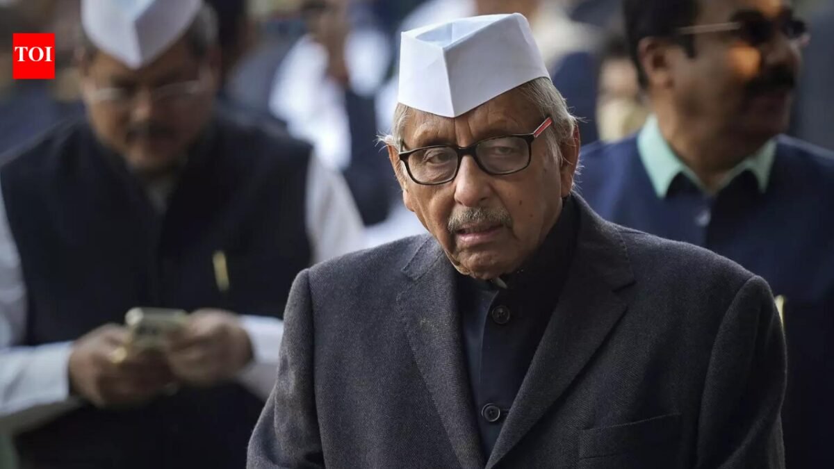 From 'chaiwala' to 'Rahulian': Mani Shankar Aiyar returns, Congress takes cover again | India News