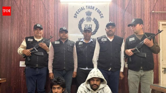 Haryana-STF-nabs-2-Pakistani-teenagers-who-escaped-from-Jammu.jpg Haryana STF nabs 2 Pakistani teenagers who escaped from Jammu Juvenile Home; third fugitive hunted | India News