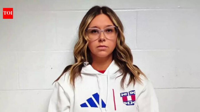 Husband catches Indiana school secretary having sex with student World News