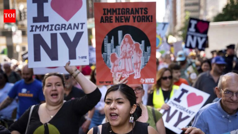 Immigration numbers plummet to four-year low, New York adding just 1,008 people in 2024-25 | World News