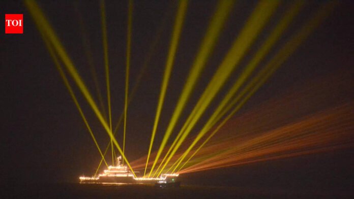 India guided by the spirit of 'Vasudhaiv Kutumbakam': President Murmu at international fleet review India News