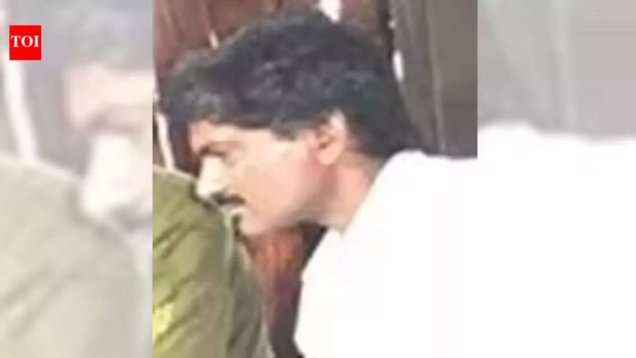 Inspired-by-Devji-more-cadres-may-shun-Maoist-ideology-and.jpg Inspired by Devji, more cadres may shun Maoist ideology and join mainstream | India News