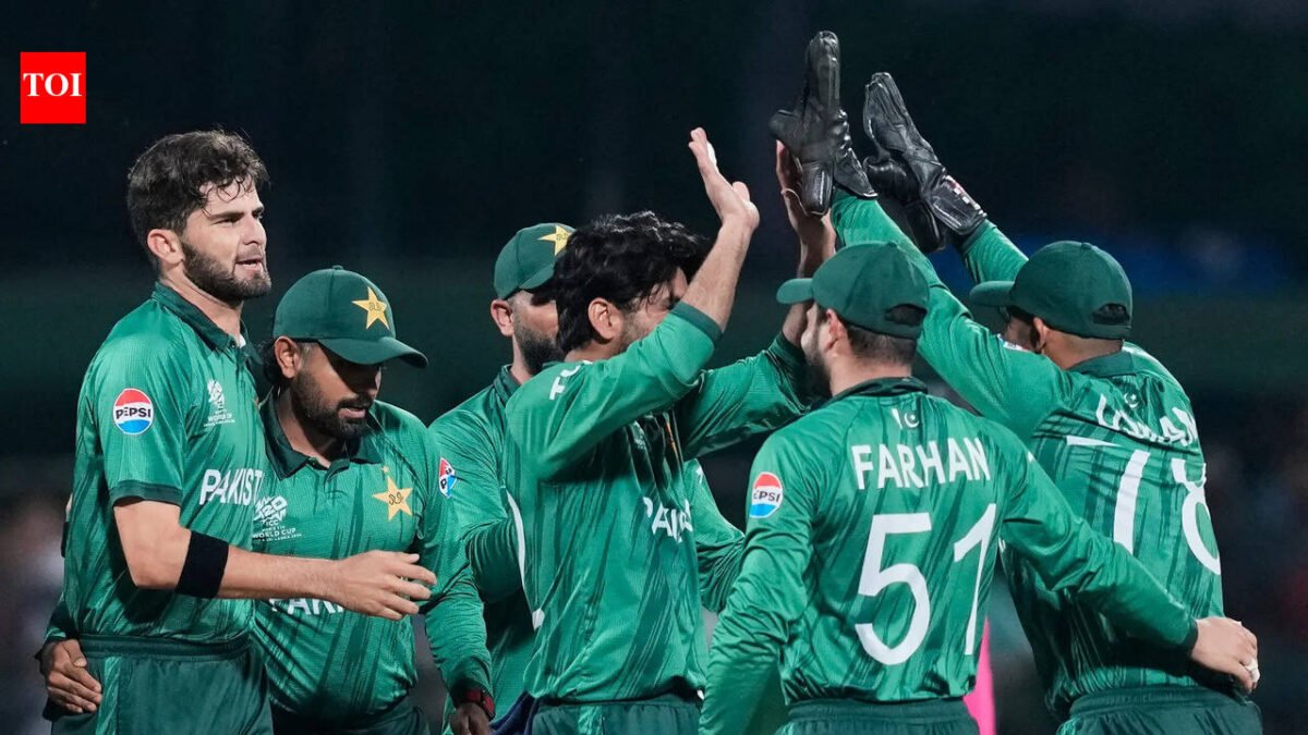 'Nahi hone wala': Sehwag tears apart Pakistan's qualifying scene