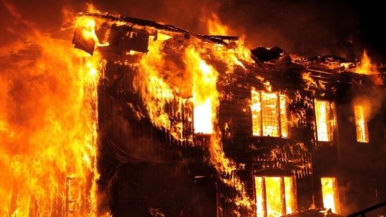 ‘Never seen anything like this’: Residents recall horrific scenes from 4-alarm New York City house fire that killed one person, injured eight; video emerges