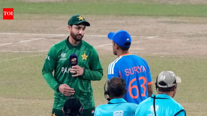 No-handshakes-after-India-beat-Pakistan-in-61-run-Cricket.jpg No handshakes after India beat Pakistan in 61-run | Cricket News