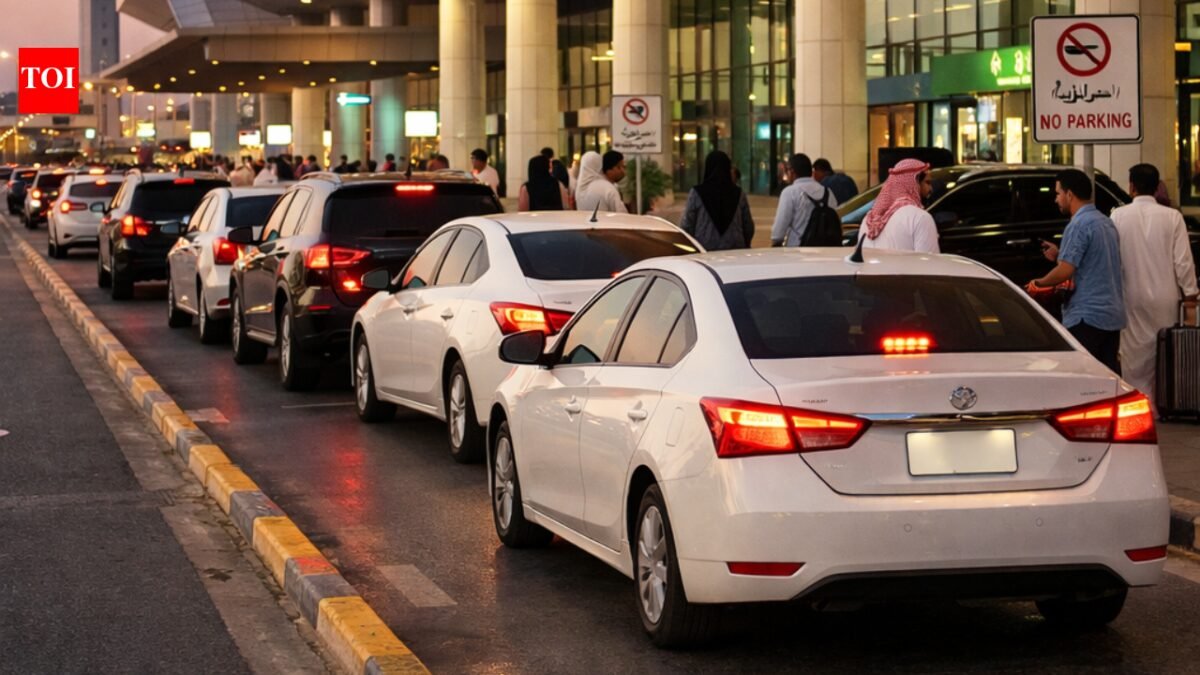 No license, fine SR2,600: Saudi Transport Authority targets private buses | World News