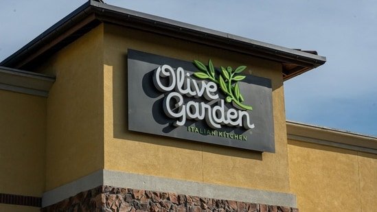 Pennsylvania Olive Garden suicide: Disturbing 911 audio emerges; ‘Man walked headfirst into fryer’