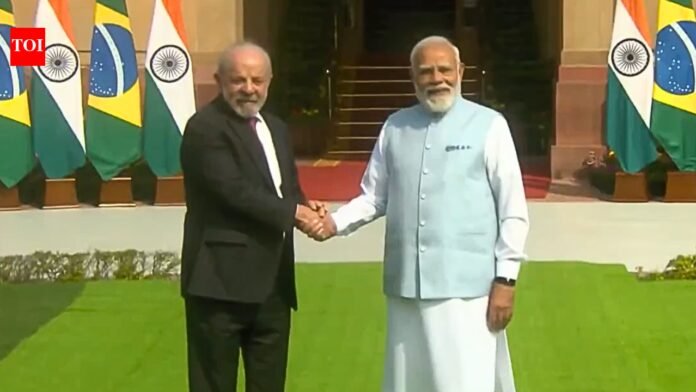 President-Murmu-and-Prime-Minister-Modi-welcome-Brazilian-President-Lula.jpg President Murmu and Prime Minister Modi welcome Brazilian President Lula; hold global cooperation strategy talks | Indian News