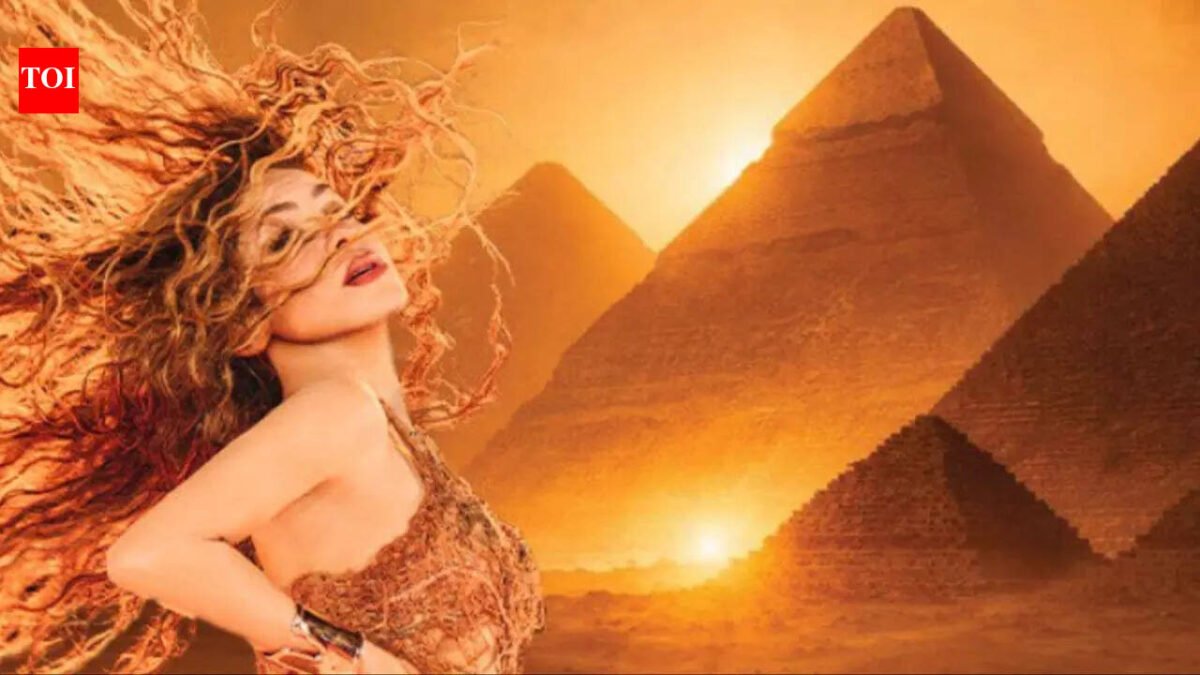 Shakira returns to perform live at Giza Pyramids after 19 years, and fans are losing it