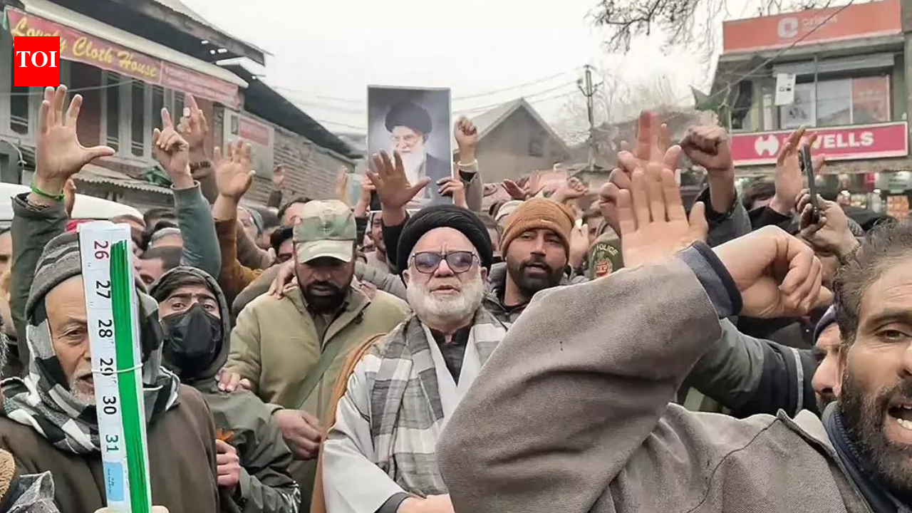 Shia Muslims protest in Kashmir over deadly Islamabad mosque blast India News