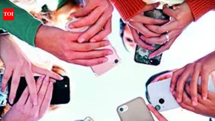 The-mindless-soundtrack-to-the-Doomscroll-generation-Its-Funk.jpg The mindless soundtrack to the Doomscroll generation? It's Funk