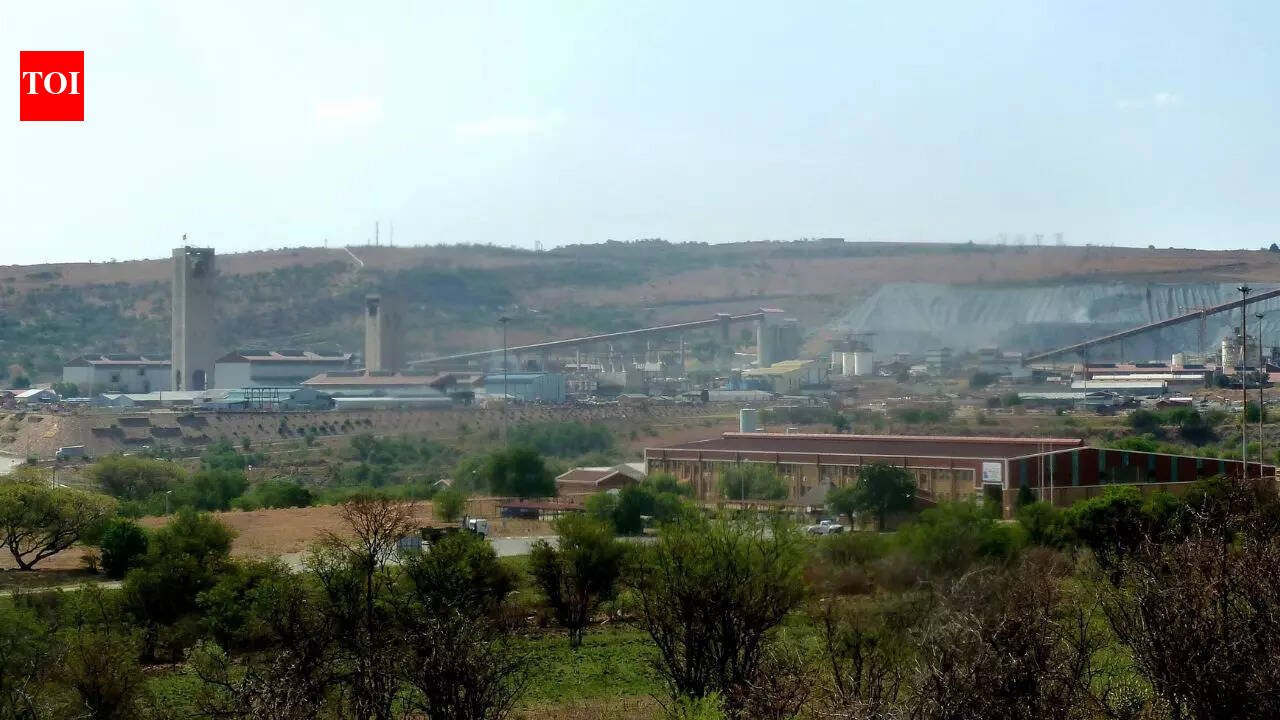 This-is-the-worlds-deepest-gold-mine-with-workers-traveling.jpg This is the world's deepest gold mine, with workers traveling 2.5 miles underground to reach their jobs | World News