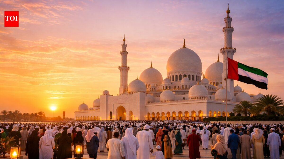 UAE declares 4 days of Eid holiday for public sector; will private sector get extra day? |World News