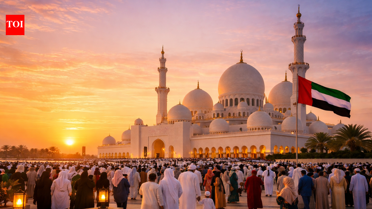 UAE declares 4 days of Eid holiday for public sector; will private sector get extra day? |World News