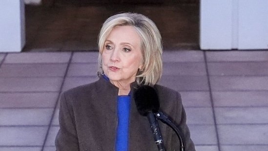 UFOs-to-Pizzagate-Hillary-Clinton-reveals-unusual-questions-in-Epstein.jpg Cricket in L1