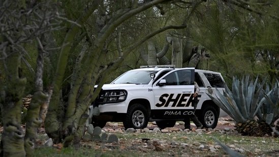 Who-is-Baird-Green-Name-circulated-online-after-Arizona-SWAT.jpg Cricket in L1