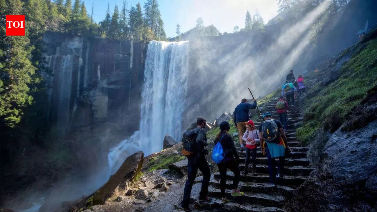 Yosemite's 'Fire Falls': California waterfall turns to lava for minutes in February | World News
