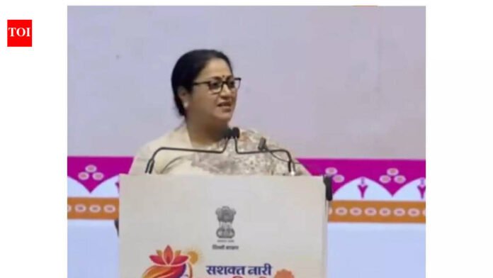 90cr-distributed-to-30000-girls-through-DBT-in-first-phase.jpg '90cr distributed to 30,000 girls through DBT in first phase of ladli scheme': Delhi CM Rekha Gupta