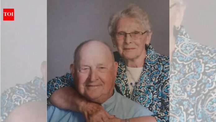 An elderly American couple married for 70 years died holding hands after a fatal car accident: 'They chose each other every day'

