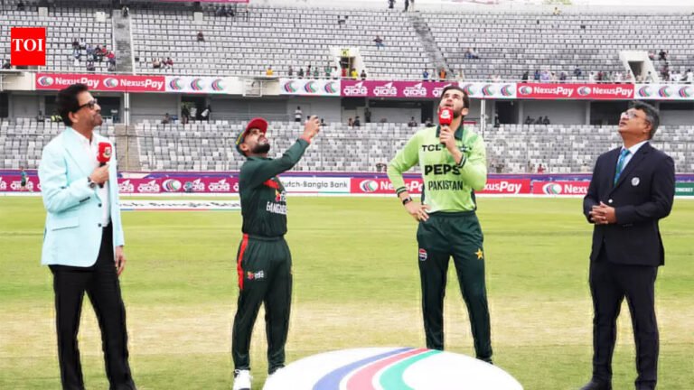 BAN vs PAK Live: Pakistan wins toss, choose to field against Bangladesh