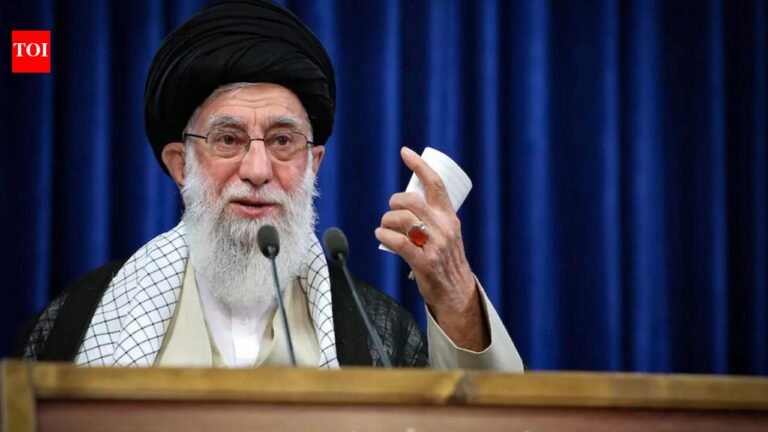 Breaking with tradition, government and parties in government are divided on Iran’s stance