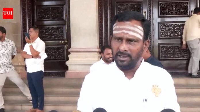 'Can't queue like general public': Karnataka MP demands free IPL tickets; speakers order VIP passes

