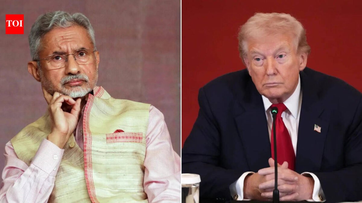 Evening News Report: EAM reacts to Iranian ship sinking in Indian Ocean; why US 'agreed' to India buying Russian oil and more oil
