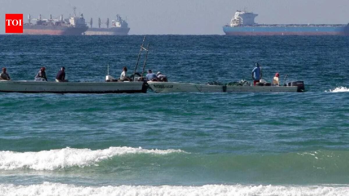 Five Indian-flagged tankers carrying LPG trapped in Hormuz