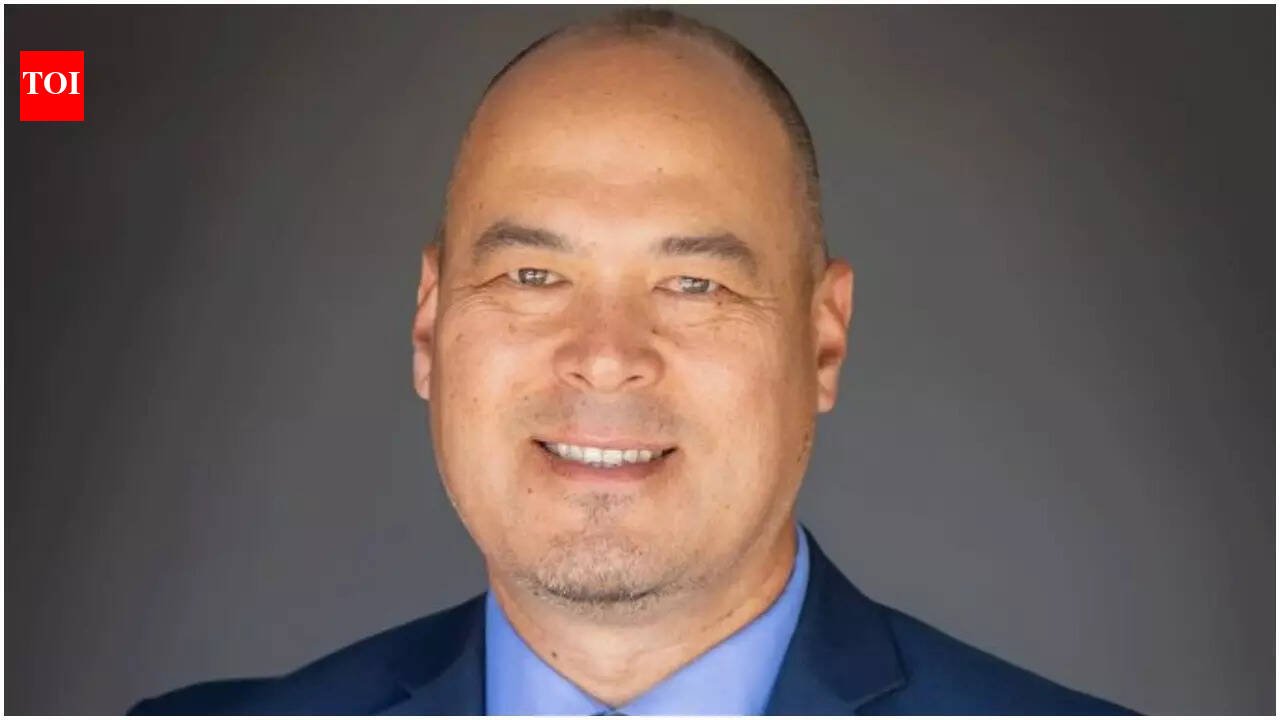 'Incredible loss': Nampa mayor collapses during speech, dies despite CPR
