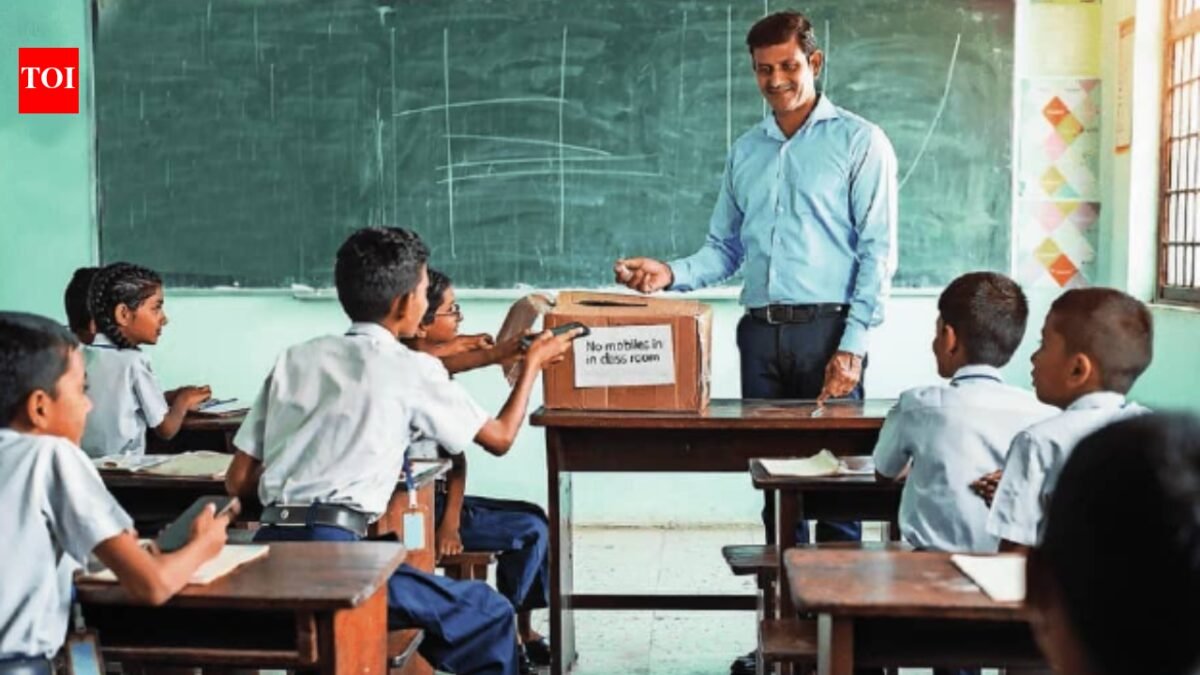 Is a total ban on smartphones in classrooms the way forward?