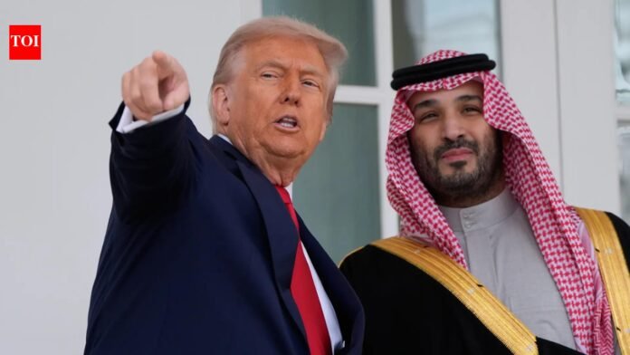 Is it Saudi Arabia calling the shots? Crown Prince MBS urges Trump to continue war with Iran - report

