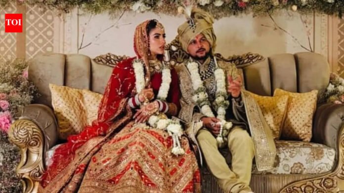 Kuldeep Yadav dating Vanshika Chadha- photos released

