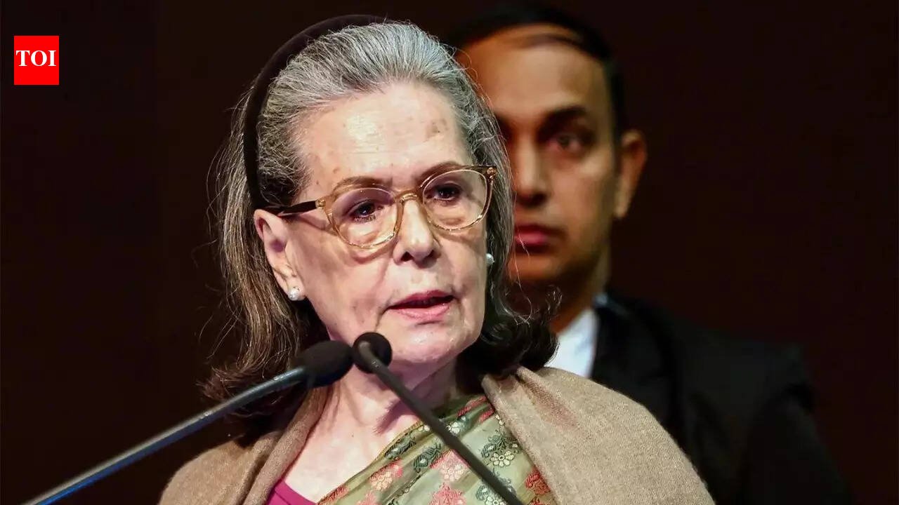MP Sonia Gandhi: Parliament must debate 'disharmony' in foreign policy