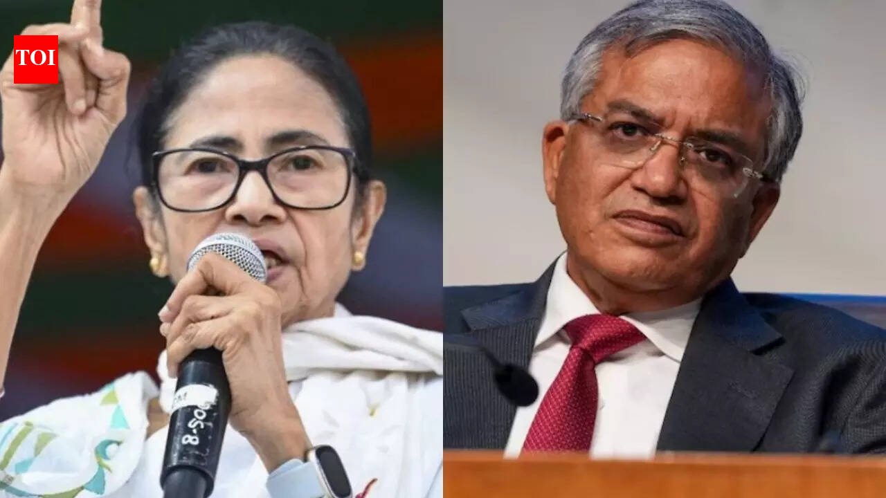 Mamata v. EC: Bangladesh government files suit in Calcutta High Court against transfer of IAS, IPS