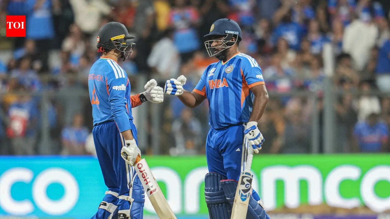 'Mature': Shastri hails Samson and supports Abhishek ahead of T20 WC final
