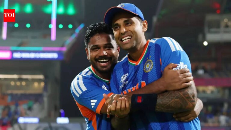 ‘Mera Bat’: Samson stops Rinku from walking away with his bat