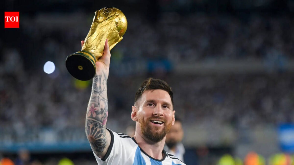 Messi makes history, surpassing Ronaldo to become the fastest 900 goals in history