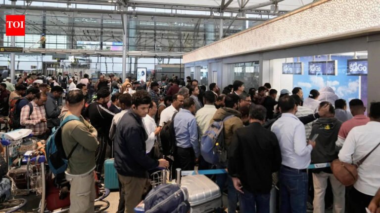 Ministry of Civil Aviation steadily resumes flight operations on alternative routes despite airspace restrictions