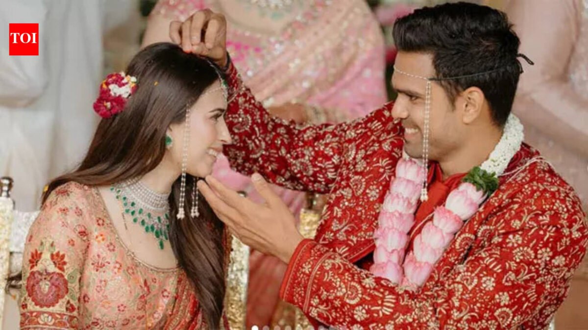 'My little brother belongs to Saaniya now': Sara's touching post melts hearts