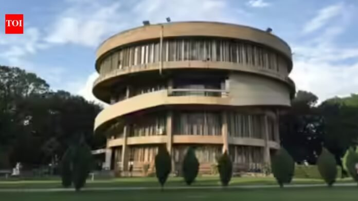 Punjab University Vice-Chancellor's term can be extended by 4 months one day before expiry

