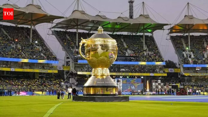 RCB, MI or CSK? England cricket legend predicts IPL 2026 winner

