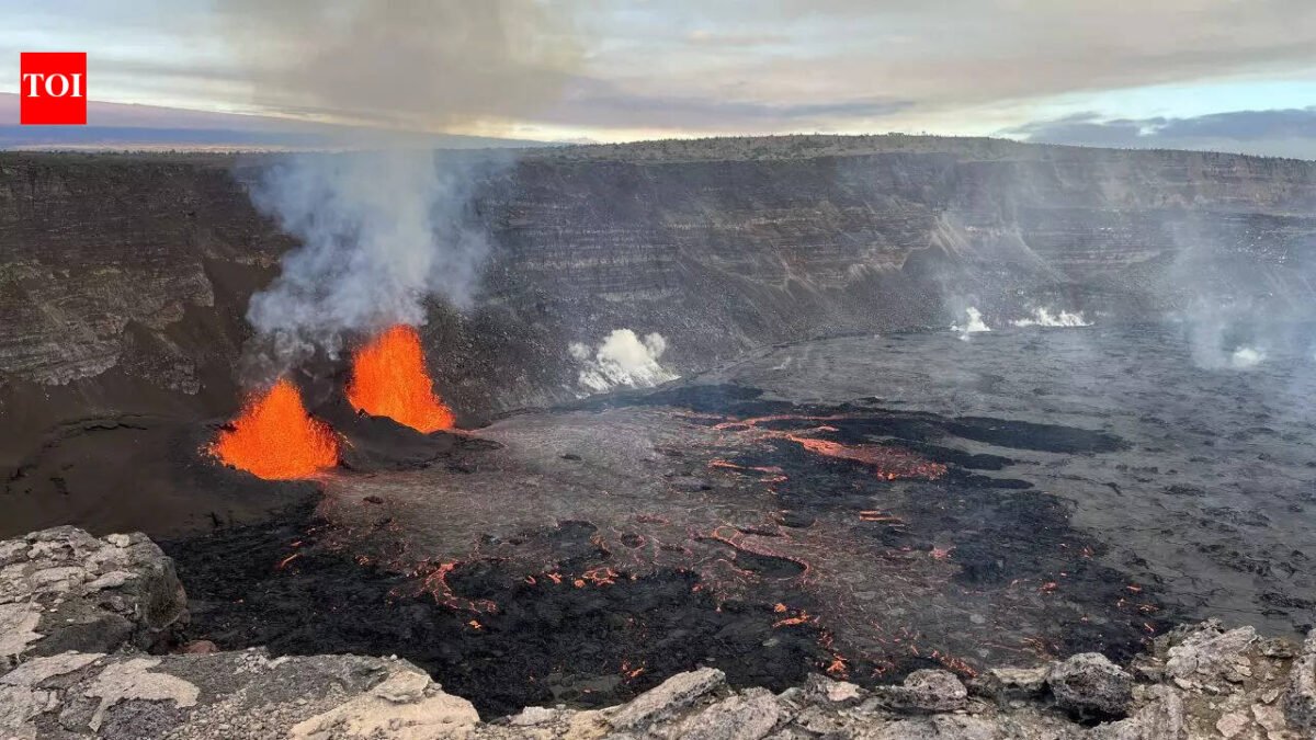 Rare volcanic ash warning issued: Hawaii's Kilauea volcano erupted for the 43rd time, spewing lava fountains as high as 1,000 feet; here are the affected areas | World News