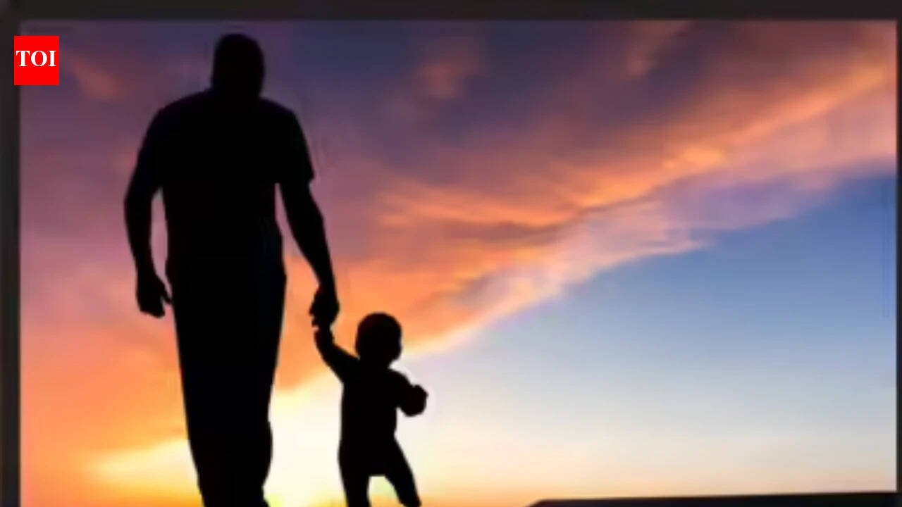 SC urges govt to enact law on paternity leave
