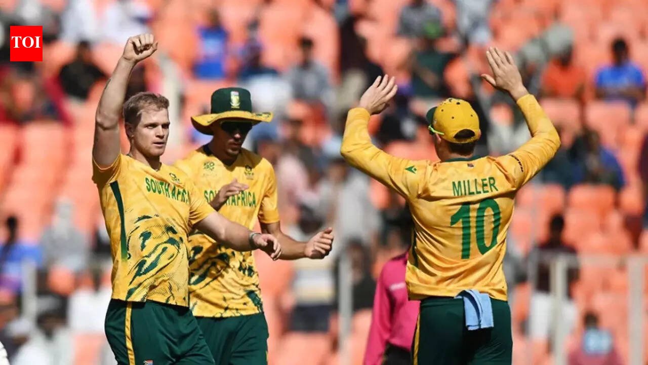 South Africa look to remain unbeaten in Super Eights against Zimbabwe